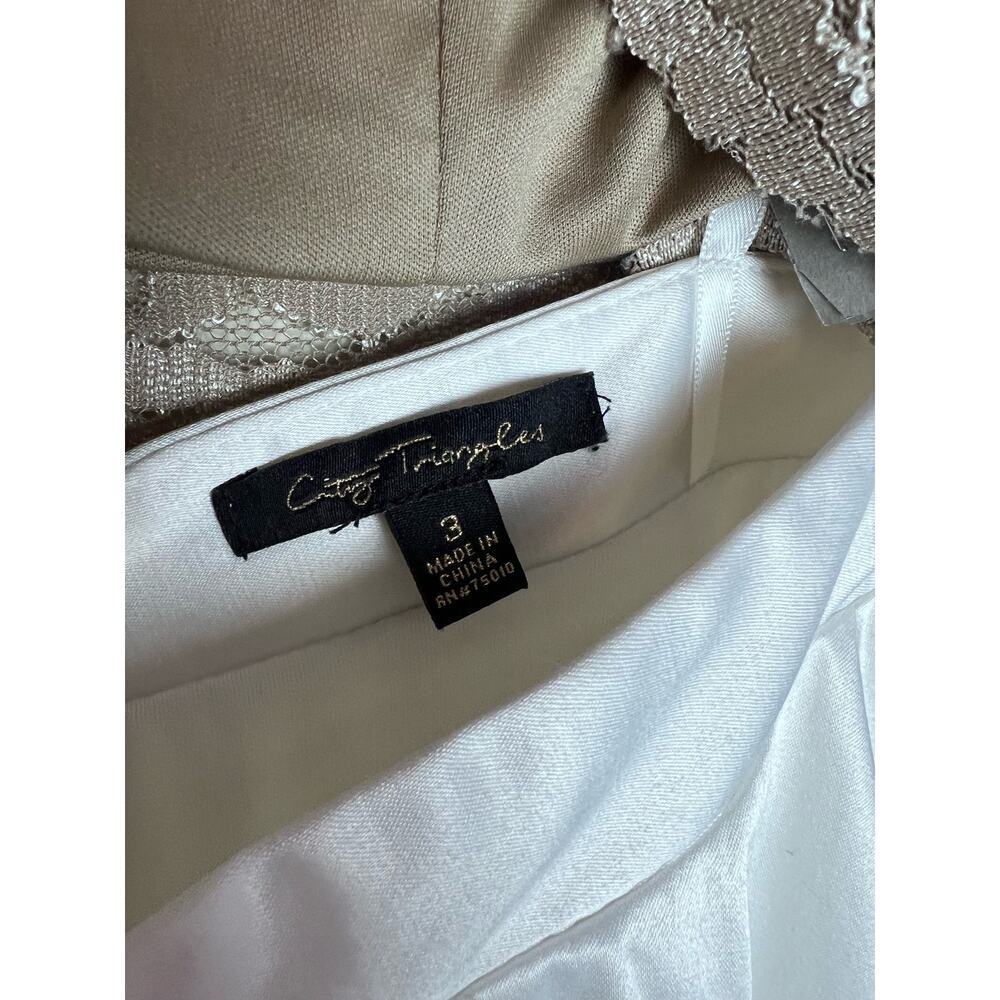 City Triangles Juniors Two Piece Lacey Top & Skirt White, Gold Size 3 - Picture 4 of 8